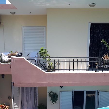 Galotel Agnoudas Near The Airport Markópoulon Dış mekan fotoğraf